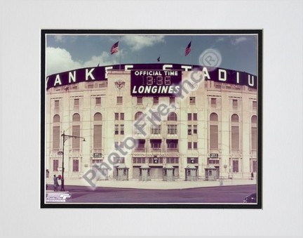 New York Yankees "Outside / Color" Double Matted 8" X 10" Photograph (Unframed)