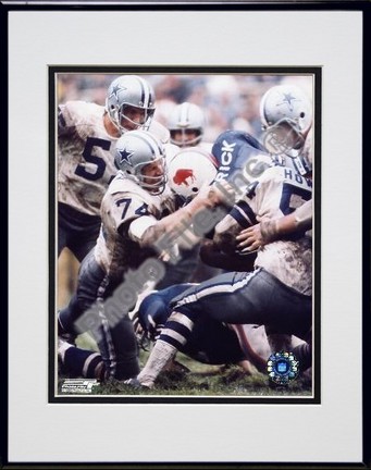 Bob Lilly "Defense" Double Matted 8" X 10" Photograph in Black Anodized Aluminum Frame
