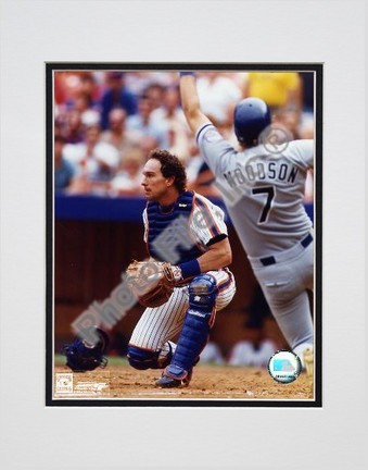 Gary Carter "Catchers Gear" Double Matted 8" X 10" Photograph (Unframed)