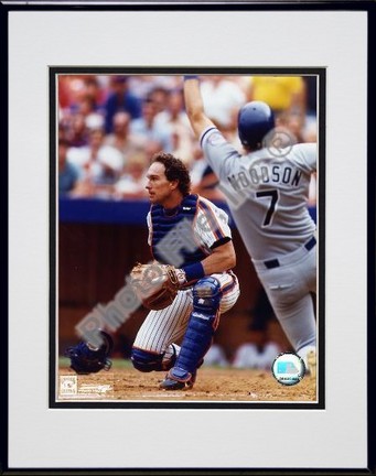 Gary Carter "Catchers Gear" Double Matted 8" X 10" Photograph in Black Anodized Aluminum Frame