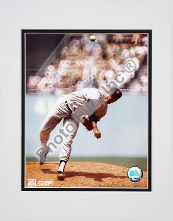 Juan Marichal "Pitching" Double Matted 8" X 10" Photograph (Unframed)