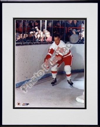 Gordie Howe "Skating with puck" Double Matted 8” x 10” Photograph in Black Anodized Aluminum Frame