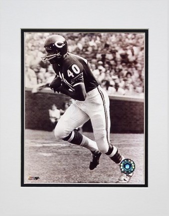 Gale Sayers "Running" Double Matted 8â€ x 10â€ Photograph (Unframed)