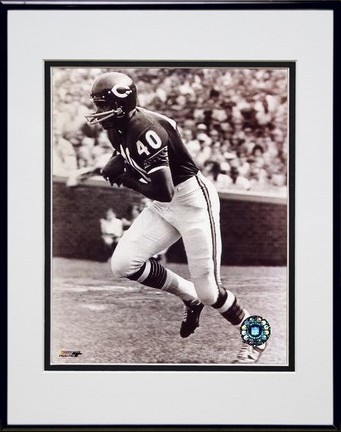 Gale Sayers "Running" Double Matted 8” x 10” Photograph in Black Anodized Aluminum Frame