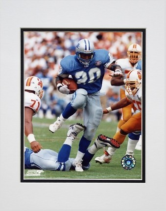 Barry Sanders "Action" Double Matted 8" x 10" Photograph (Unframed)
