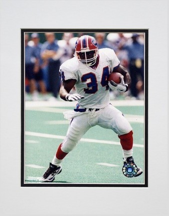 Thurman Thomas "Action" Double Matted 8" x 10" Photograph (Unframed)