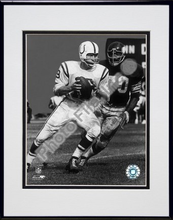 Johnny Unitas Passing Action (Black & White) Double Matted 8" X 10" Photograph in Black Anodized Aluminum 