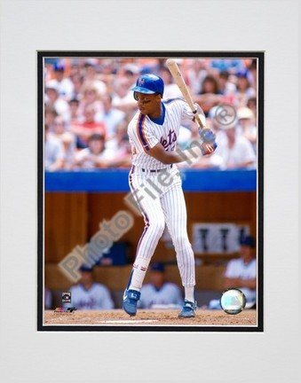 Darryl Strawberry "Batting Action" Double Matted 8" X 10" Photograph (Unframed)