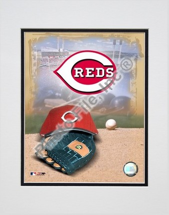 Cincinnati Reds "2005 Logo / Cap and Glove" Double Matted 8" X 10" Photograph (Unframed)