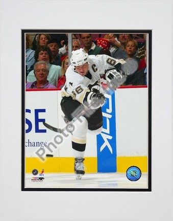 Mario Lemieux "2005 / 2006 Away Action" Double Matted 8" X 10" Photograph (Unframed)