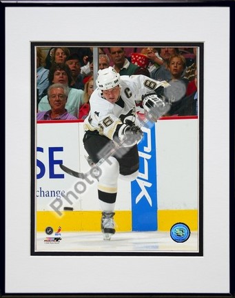 Mario Lemieux "2005 / 2006 Away Action" Double Matted 8" X 10" Photograph in Black Anodized Aluminum