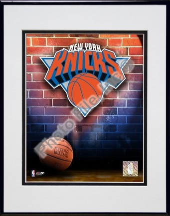 New York Knicks "2006 Logo" Double Matted 8" X 10" Photograph in a Black Anodized Aluminum Frame