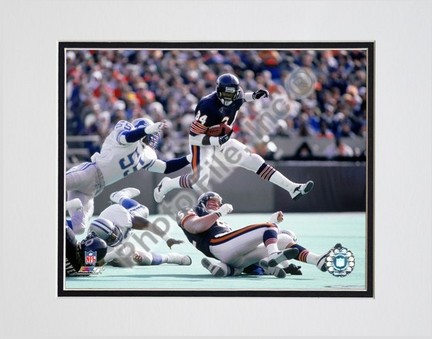 Walter Payton Action Double Matted 8" X 10" Photograph (Unframed)