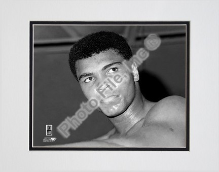 Muhammad Ali #6 Double Matted 8" X 10" Photograph (Unframed)
