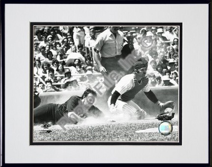 Thurman Munson "Play at the Plate" Horizontal Double Matted 8" x 10" Photograph in a Black Anodized 