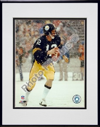 Terry Bradshaw "Action in the snow" Double Matted 8” x 10” Photograph in Black Anodized Aluminum Frame