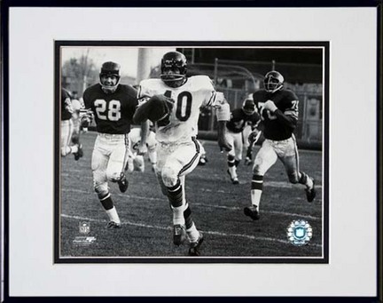 Gale Sayers 1965 Action Double Matted 8â€ x 10â€ Photograph in Black Anodized Aluminum Frame