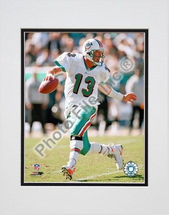 Dan Marino Double Matted 8” x 10” Photograph (Unframed)