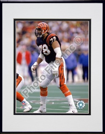 Anthony Munoz "1989 Action" Double Matted 8" x 10" Photograph in Black Anodized Aluminum Frame