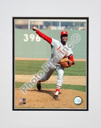 Bob Gibson "Pitching Action" Double Matted 8" x 10" Photograph (Unframed)