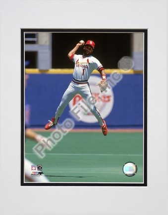 Ozzie Smith "1993 Fielding Action" Double Matted 8" x 10" Photograph (Unframed)