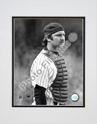 Thurman Munson "1978 Catching Action" Double Matted 8" x 10" Photograph (Unframed)