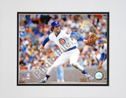 Bruce Sutter Chicago Cubs "Pitching Action" Double Matted 8" x 10" Photograph (Unframed)
