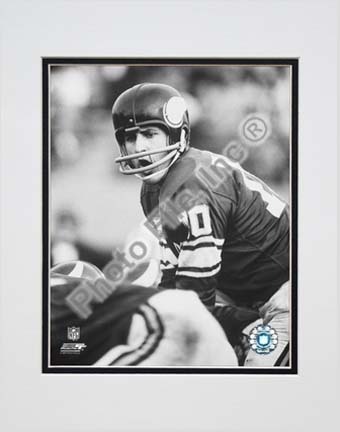 Fran Tarkenton Action "Black and White" Double Matted 8â€ x 10â€ Photograph (Unframed)