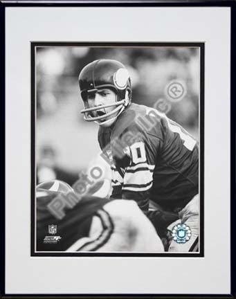 Fran Tarkenton Action "Black and White" Double Matted 8” x 10” Photograph in Black Anodized Aluminum Frame