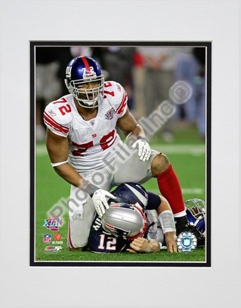 Osi Umenyiora "Super Bowl XLII Action #21" Double Matted 8" x 10" Photograph (Unframed)
