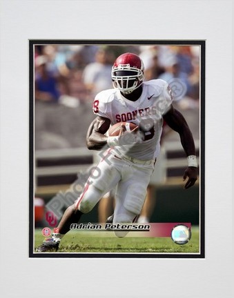 Adrian Peterson "University of Oklahoma Sooners 2005 Action" Double Matted 8” x 10” Photograph (Unframed)