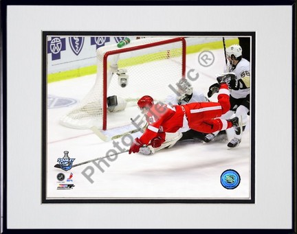 Valtteri Filppula "scores a diving third period goal during Game 2 of the 2008 NHL Stanley Cup Finals; #8" Dou