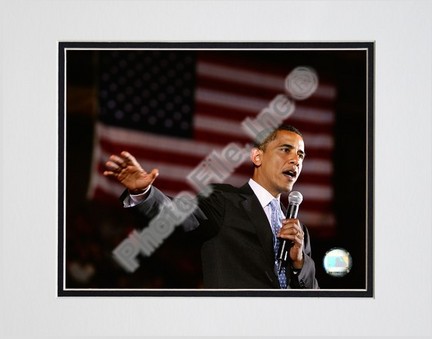 Barack Obama Aberdeen Civic Arena May 31, 2008 in Aberdeen, South Dakota; #76 Double Matted 8” x 10” Photograph (Unf