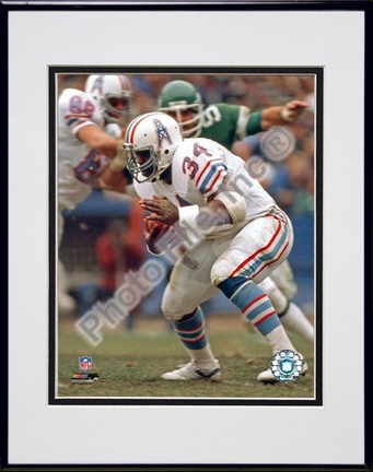 Earl Campbell "Rushing Action" Double Matted 8” x 10” Photograph in Black Anodized Aluminum Frame
