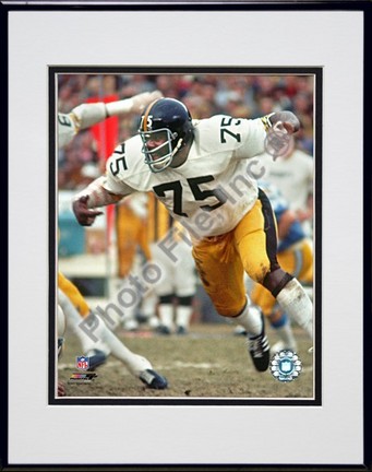 Joe Greene Action Double Matted 8” x 10” Photograph in Black Anodized Aluminum Frame