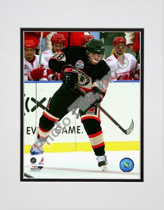 Patrick Kane "2008 - 2009 NHL Winter Classic Action" Double Matted 8" x 10" Photograph (Unframed)