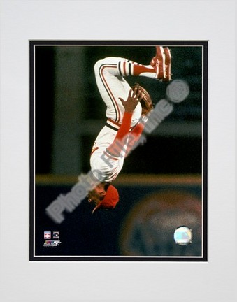 Ozzie Smith "Flipping Action" Double Matted 8” x 10” Photograph (Unframed)