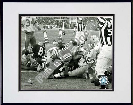 Bart Starr 1967 Ice Bowl "Touchdown" Double Matted 8” x 10” Photograph in Black Anodized Aluminum Frame