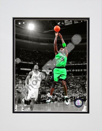 Kevin Garnett "In the Spotlight" Double Matted 8” x 10” Photograph (Unframed)