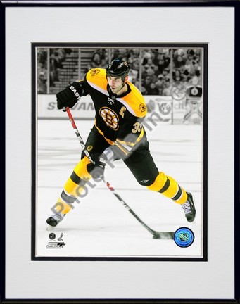 Zdeno Chara Spotlight Collection Double Matted 8” x 10” Photograph in Black Anodized Aluminum Frame