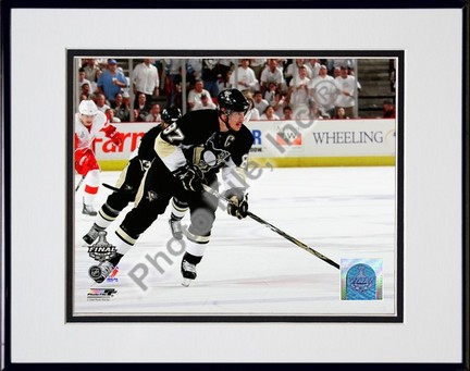 Sidney Crosby "Game Three of the 2008 - 2009 NHL Stanley Cup Finals (#11)" Double Matted 8" x 10" Ph