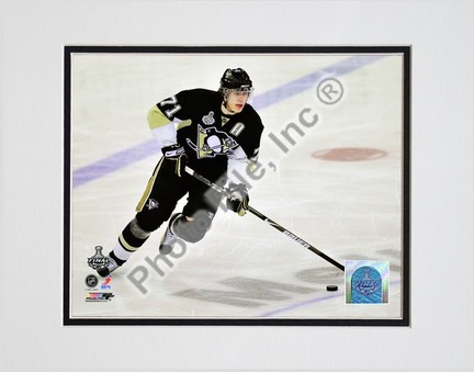 Evgeni Malkin "2009 Stanley Cup / Game 4 (#19)" Double Matted 8" x 10" Photograph (Unframed)