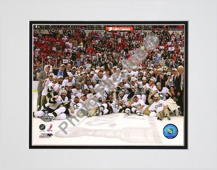 Pittsburgh Penguins "Game 7 of the 2008 - 2009 NHL Stanley Cup Finals Celebration on Ice" Double Matted 8"