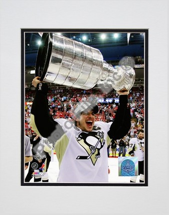 Sidney Crosby "Game 7 of the 2008 - 2009 NHL Stanley Cup Finals with Trophy (#37)" Double Matted 8" x 10&