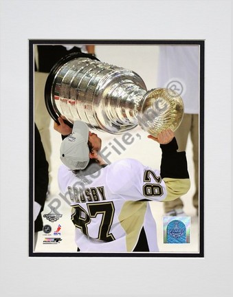 Sidney Crosby "Game 7 of the 2008 - 2009 NHL Stanley Cup Finals with Trophy (#48)" Double Matted 8" x 10&