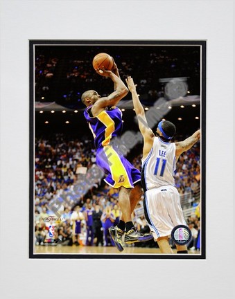 Kobe Bryant "Game Five of the 2009 NBA Finals Action (#21)" Double Matted 8" x 10" Photograph (Unfra