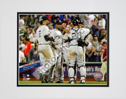 Mariano Rivera "Celebrates 500th Career Save (overlay)" Double Matted 8” x 10” Photograph (Unframed)