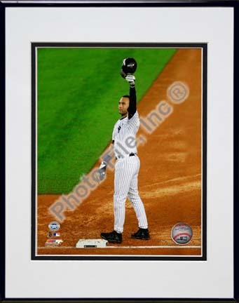 Derek Jeter 2,722 Hits / Salutes Fans Double Matted 8” x 10” Photograph in Black Anodized Aluminum Frame