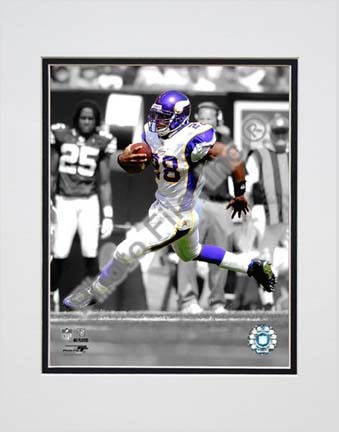 Adrian Peterson 2009 Spotlight Collection Double Matted 8” x 10” Photograph (Unframed)