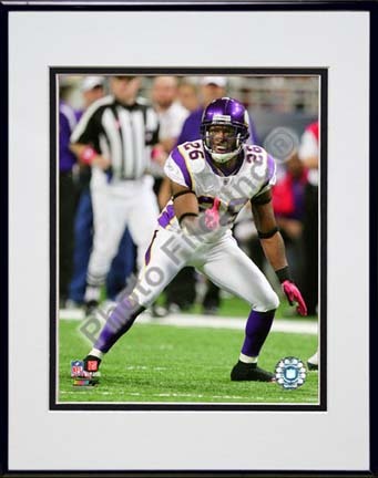 Antoine Winfield 2009 Action Double Matted 8” x 10” Photograph in Black Anodized Aluminum Frame